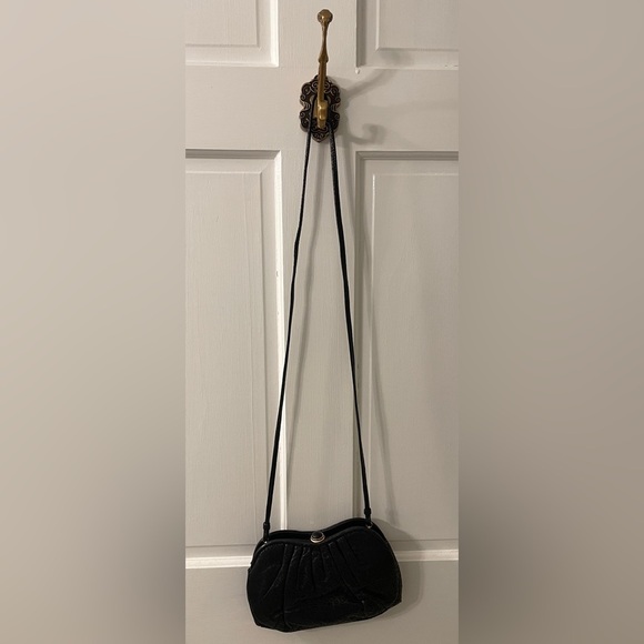 Vintage Tira’s Embossed Cheetah Leather Clutch/Purse - Picture 2 of 6